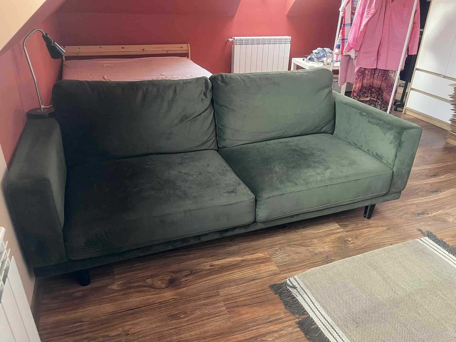 Sofa zielona welurowa
