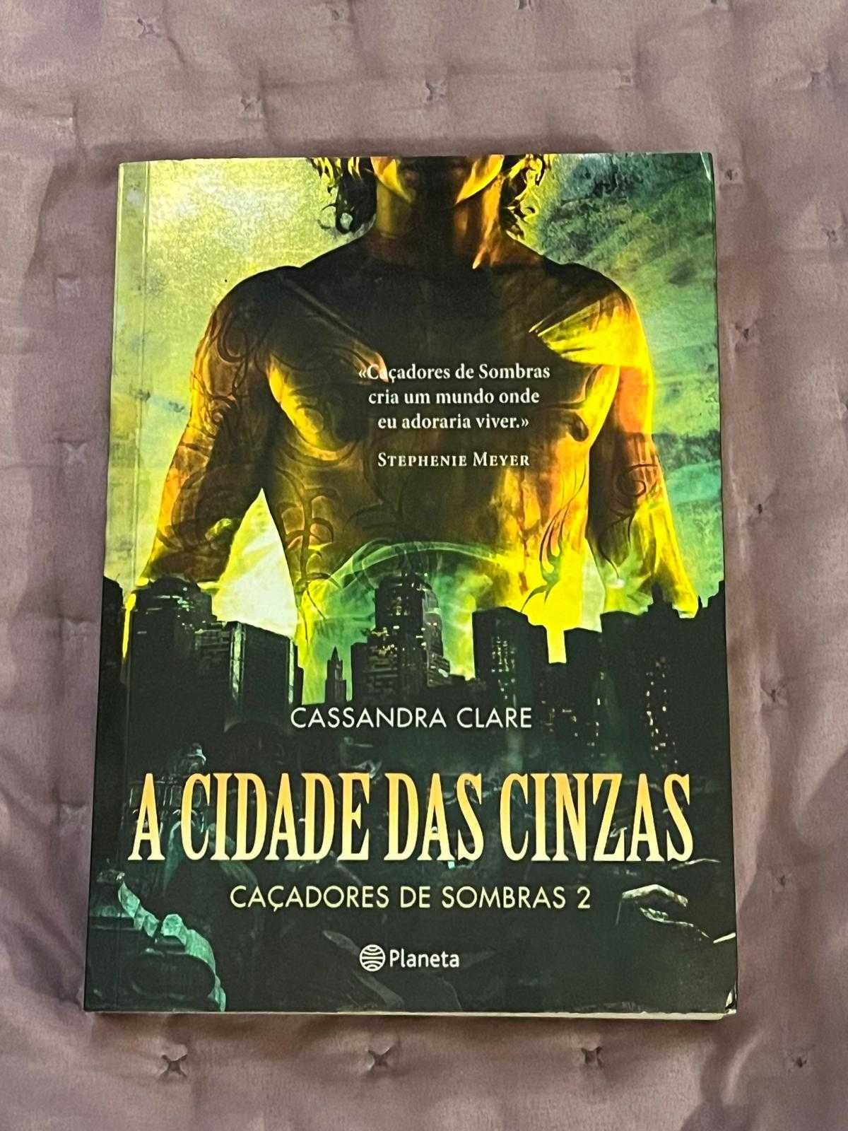 A cidade das Cinzas de Cassandra Clare