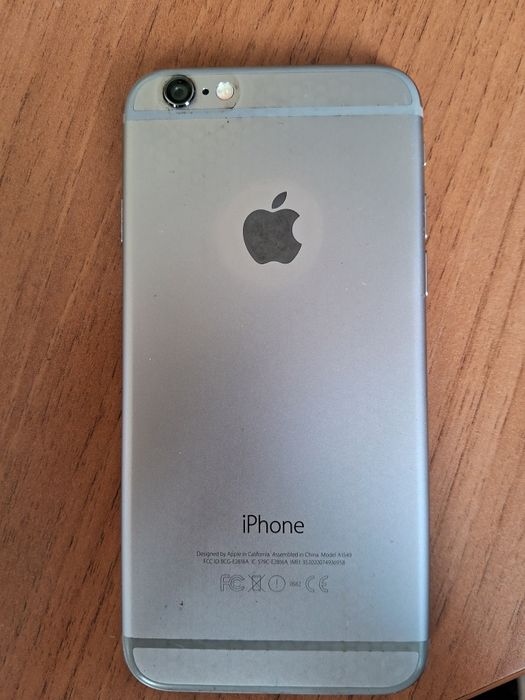 Телефон Iphone 6