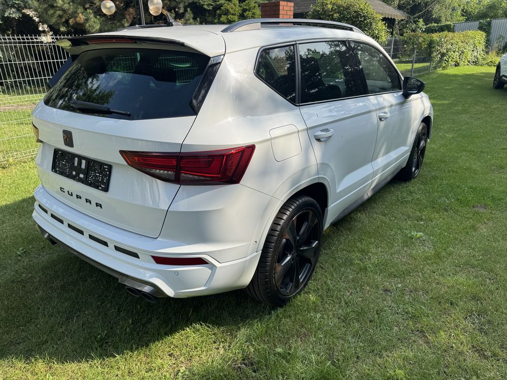Cupra Ateca 300PS_Brembo_2023_4x4_Pano_Beatsaudio_Hak_pakiet Black!