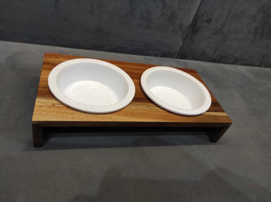 Komplet ceramicznych misek na bambusowym stelażu dla kota / psa