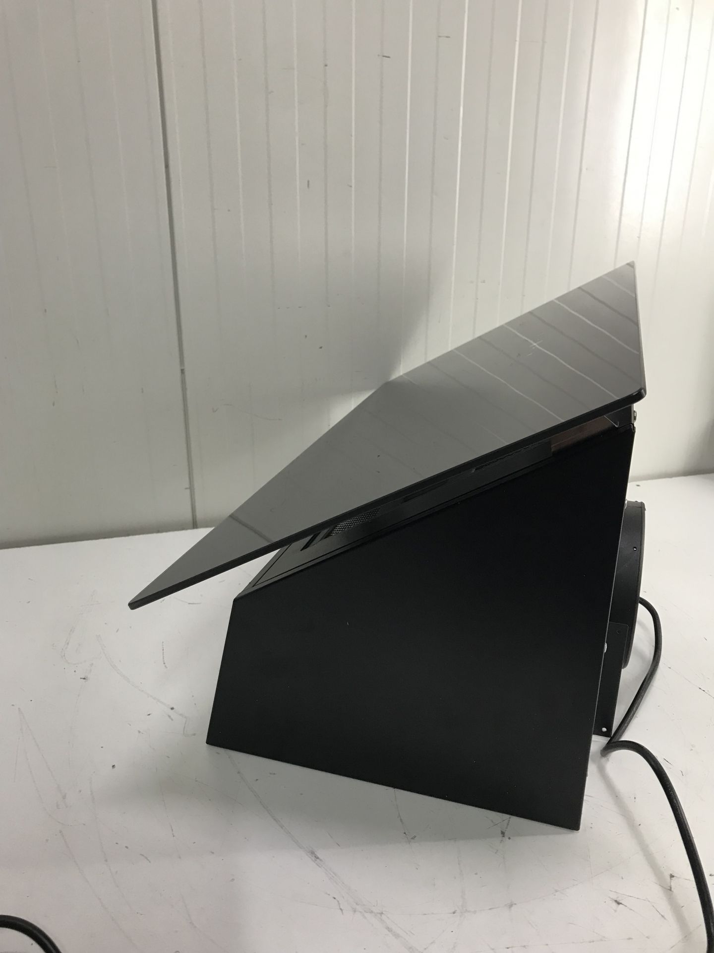 Витяжка Klarstein Laurel 60
