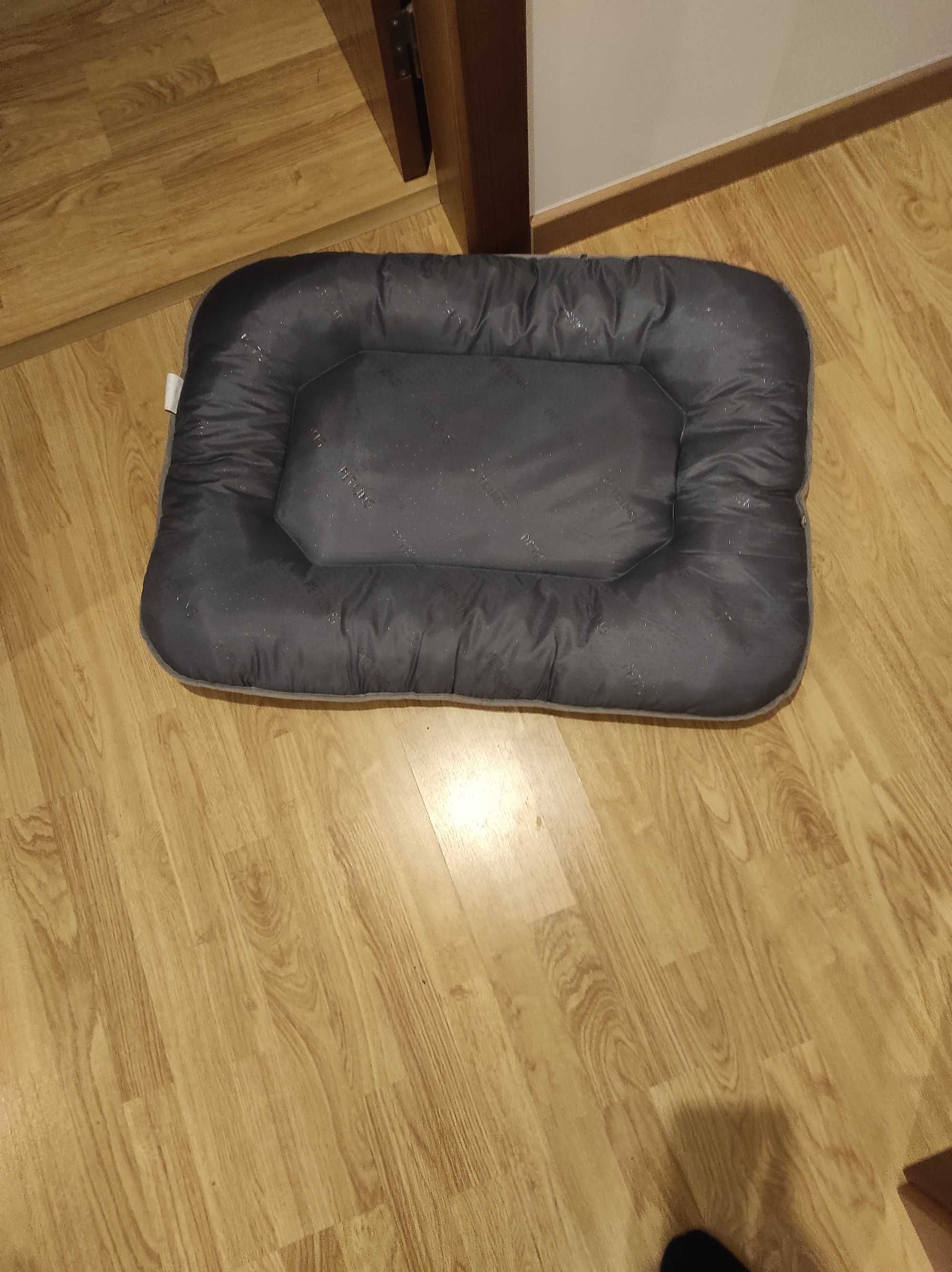 Cama para cachorro completa