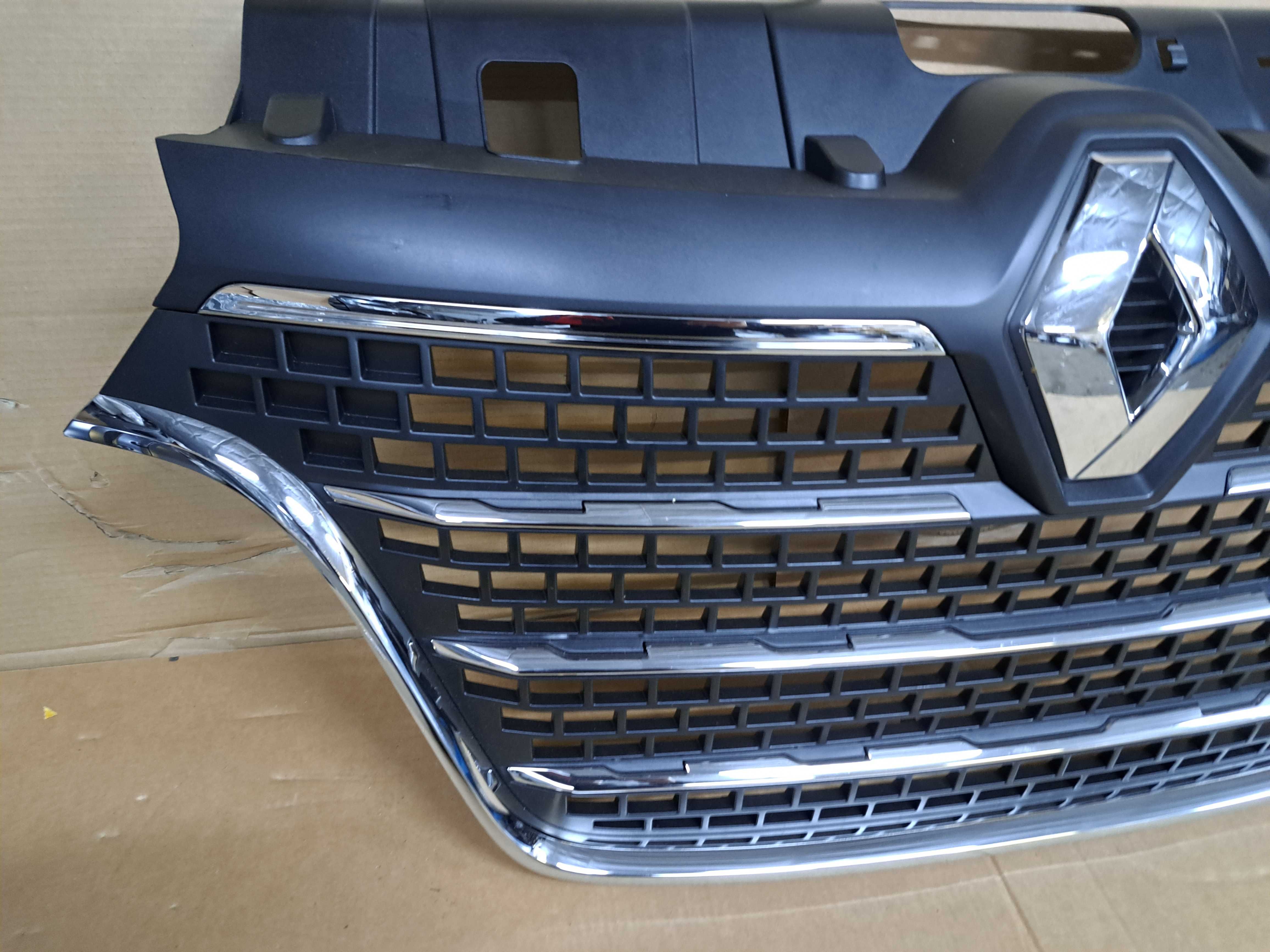 Renault Master III LIFT  IV grill nowy