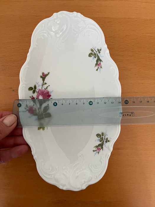 Porcelanowy owalny półmisek, Złota Róża Chodzieska, Wawel,  Wałbrzych