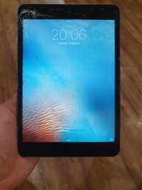 Apple IPad mini 16 gb.