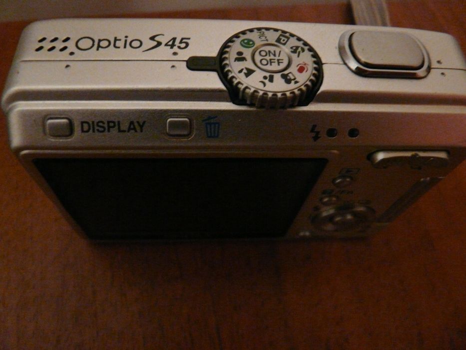 Цифровой фотоаппарат  Pentax  Optio S 45