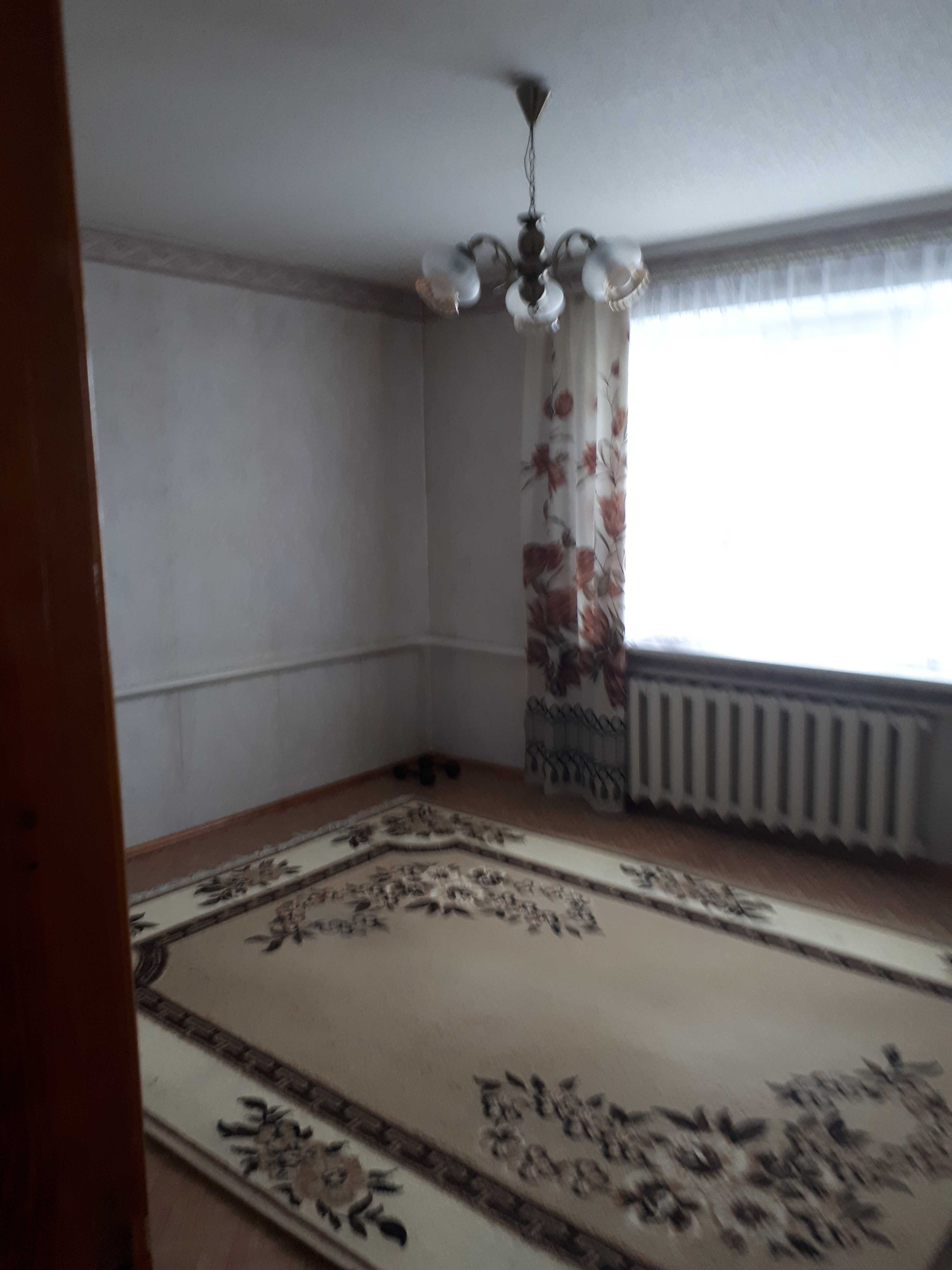 Продам 3х поверховий будинок 283м2