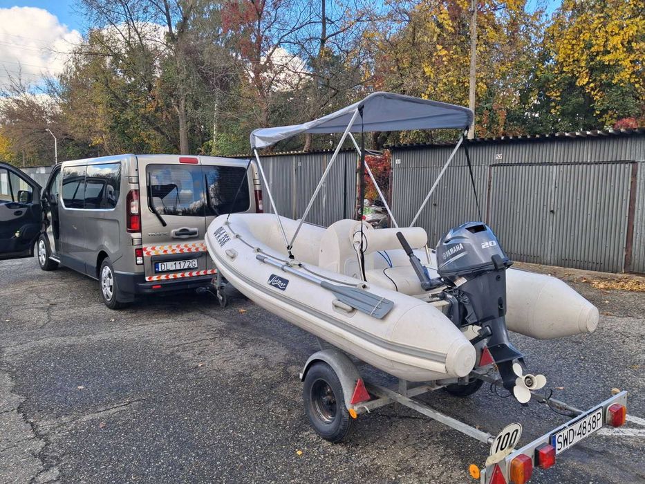 Ponton motorówka Arimar z silnikiem Yamaha 20km