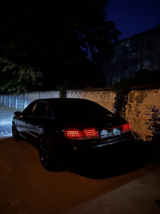 Hyundai  Grandeur 3.3 V 6