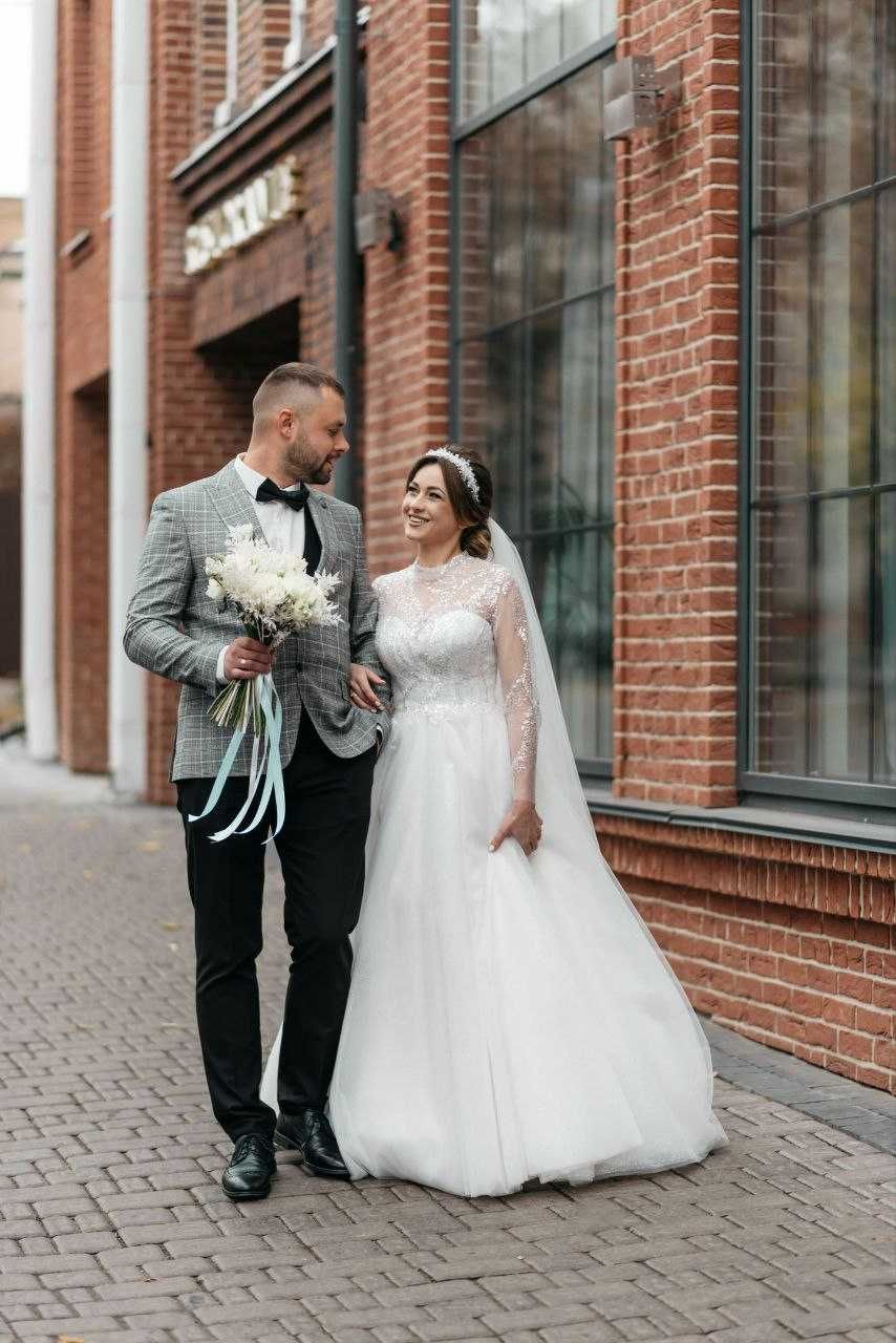 Весільна сукня + кільця в подарунок