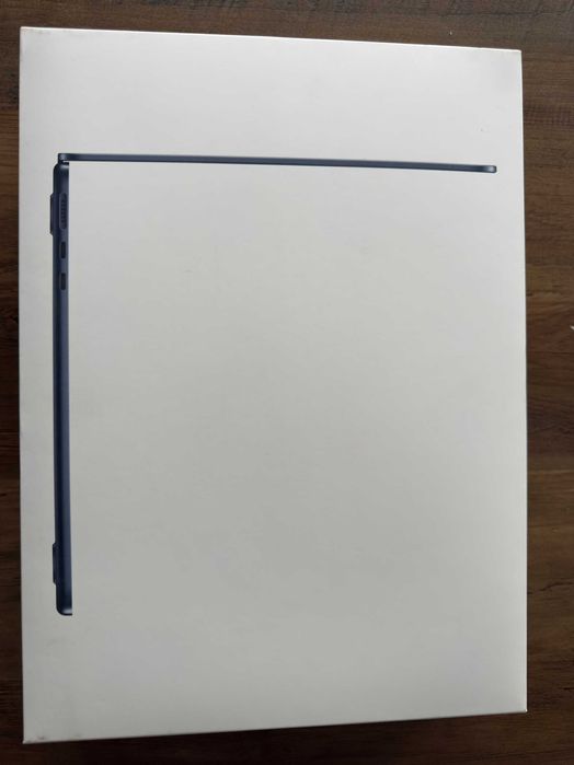 Laptop APPLE MacBook Air 13 M2/16GB/256GB SSD/8CS Północ + dodatki