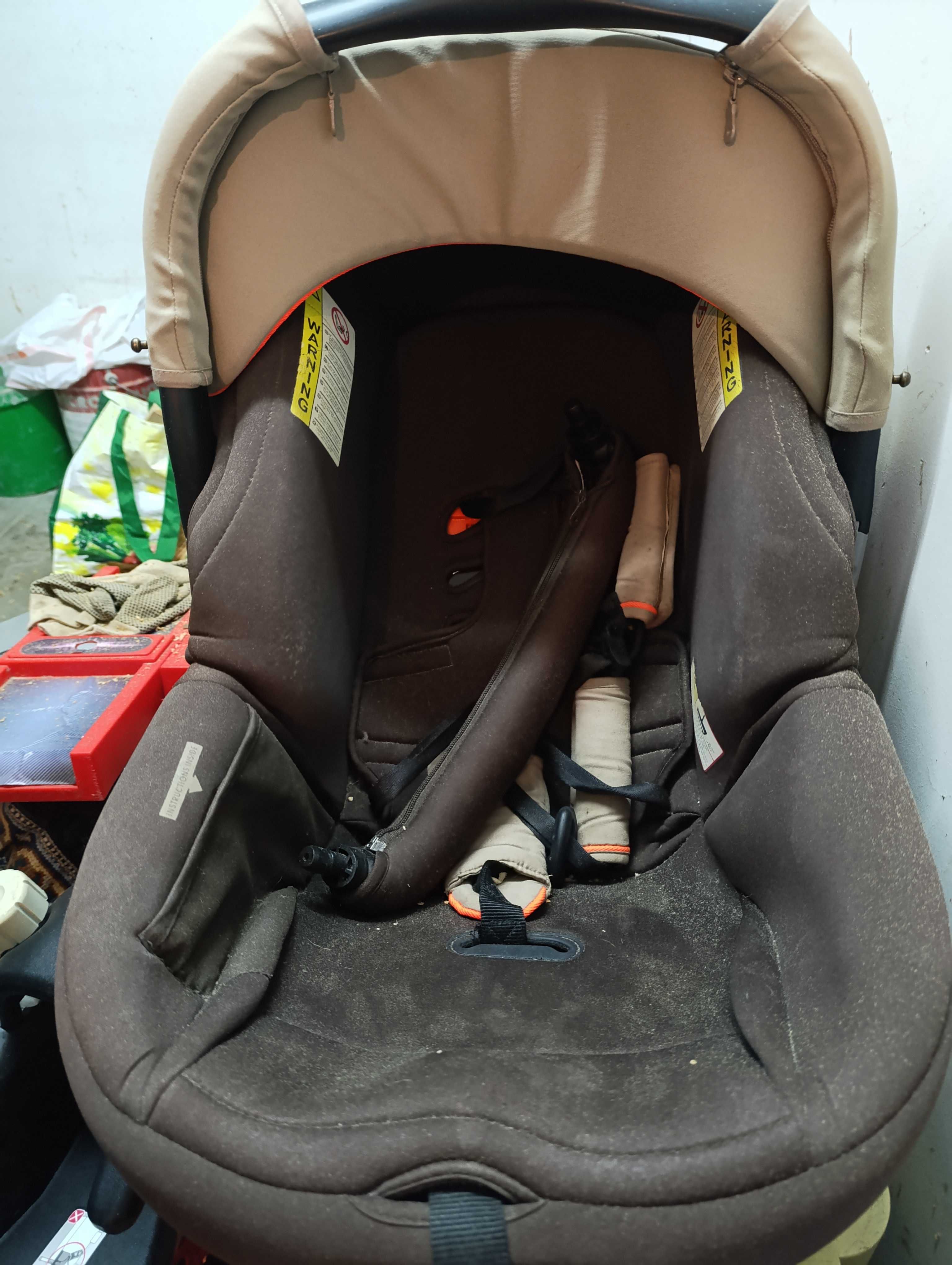 Ovo + base isofix