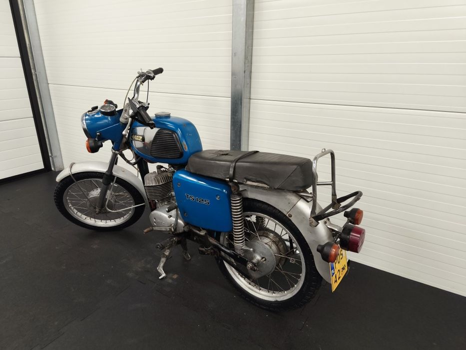 MZ TS 125 z dokumentami