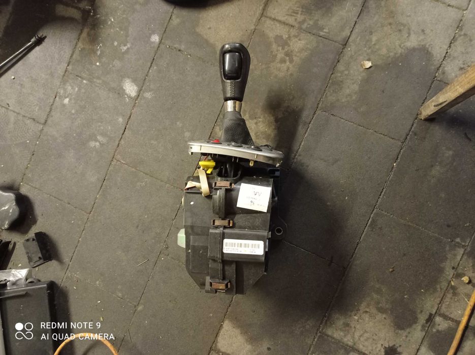 Wybierak skrzyni biegów automat Ford B-max Nr G4P3
