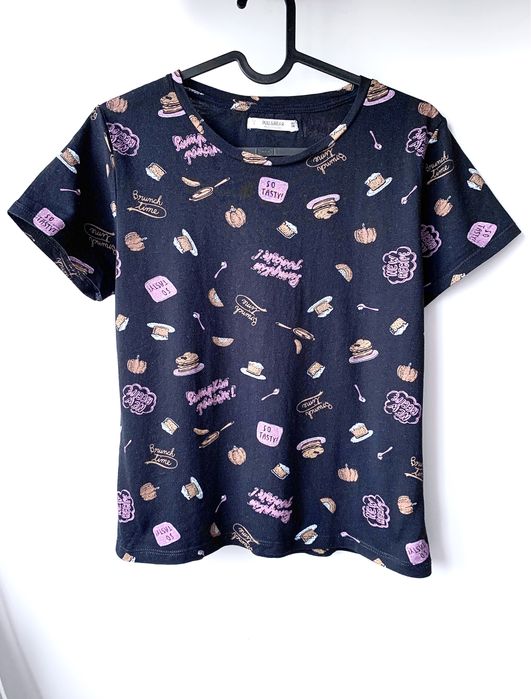 T-shirt czarny z motywem jedzenia Pull&Bear