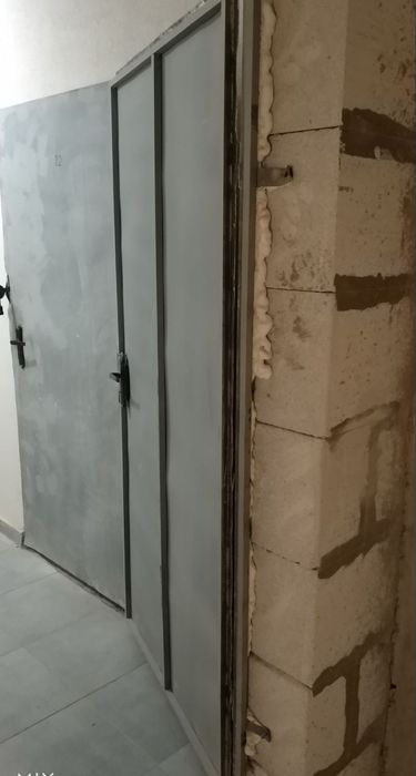 Двери металл, новострой. Доставка.