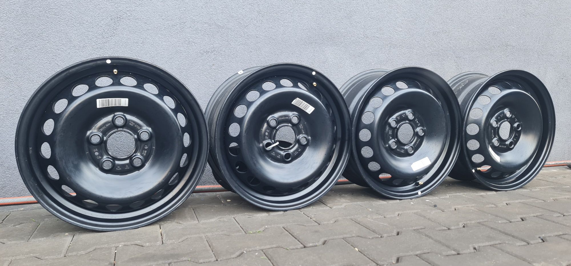 "16 5x120 Vw T5 T6 Man Crafter nowe z dekielkami
