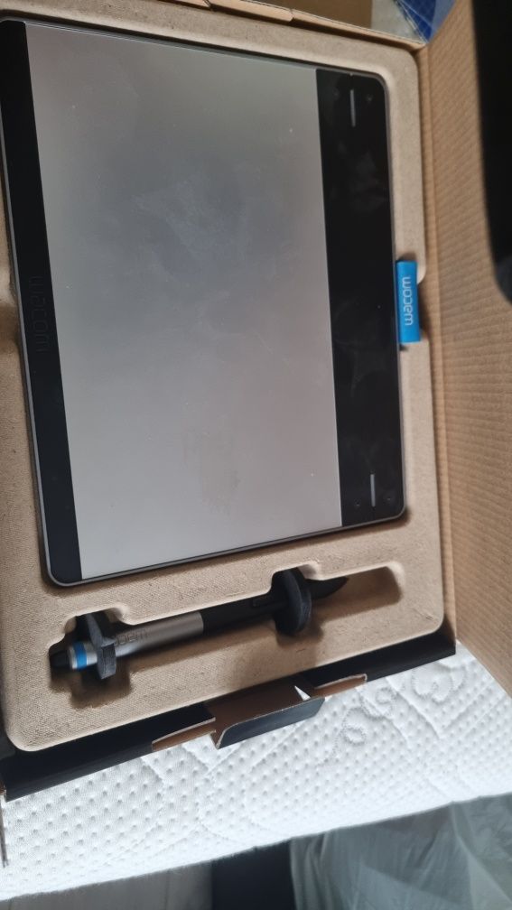 Nowy tablet graficzny intuos S