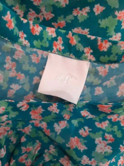 Turkusowa bluzka w drobne kwiatki - H&M