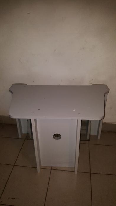 Półka RTV pod telewizor