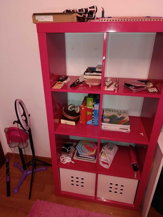 Estante quarto menina