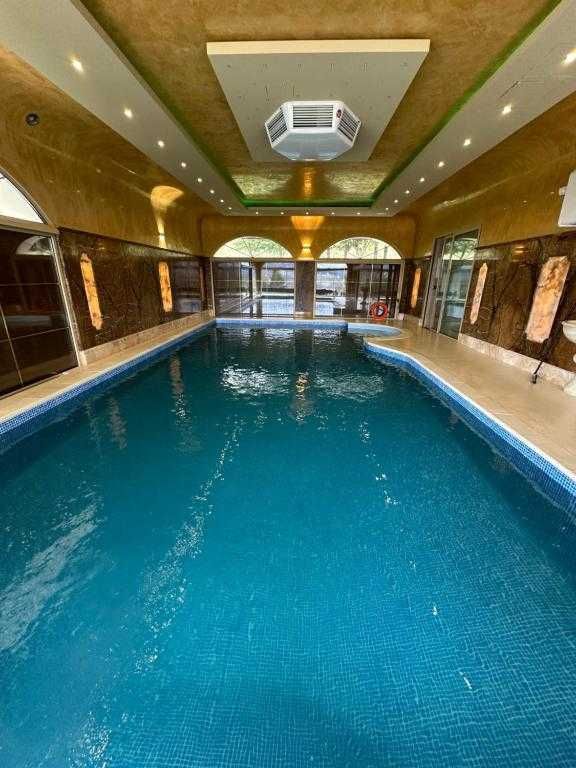 Dom na Wyłączność z Wanna Hydromasażem, Basenem i Suną