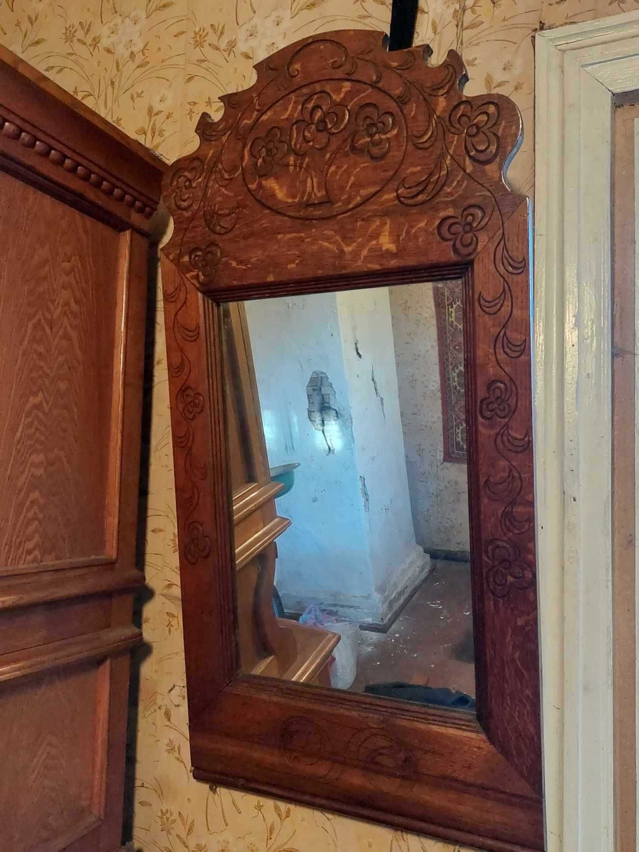 Продам дзеркало дерев'яне