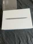 Продам macbook air 2020 intel corei3 8/256gb