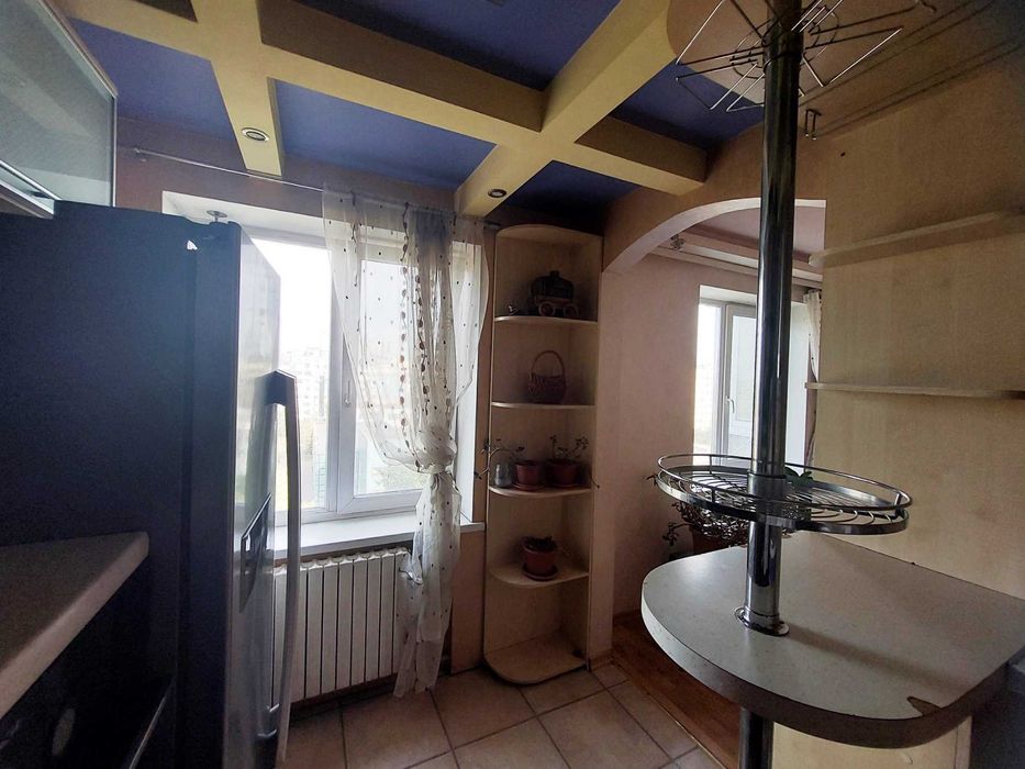 Продаж 3 кімн квартири ж/м Ломівський (Фрунзенський), оплата безнал