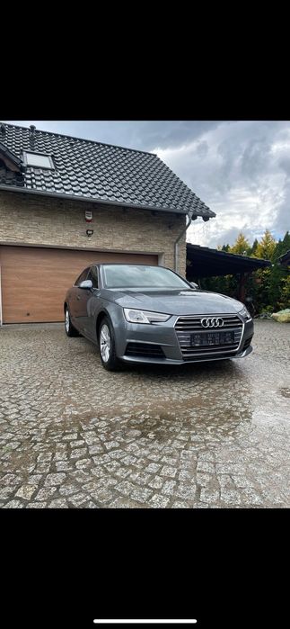 Audi A4 Limousine Audi A4 B9 2017 2.0TDI
