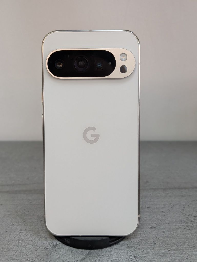 Google Pixel 9 Pro XL 128Gb  neverlook  смартфон