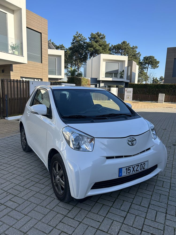 Toyota iQ Manual 2009 Gasolina