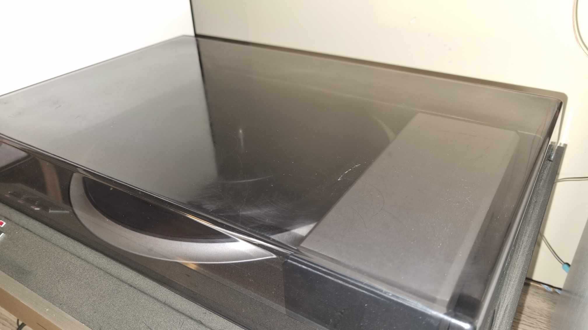 Revox B-795 – Gramofon Linear-Tracking High-End