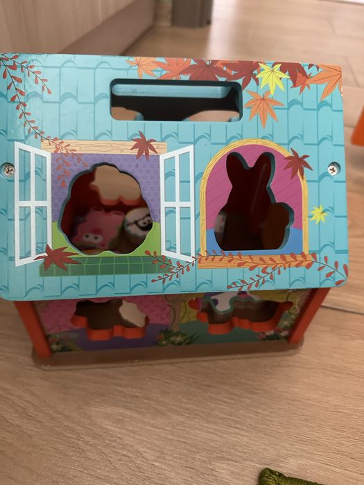 Деревяный домик-сортер Ферма