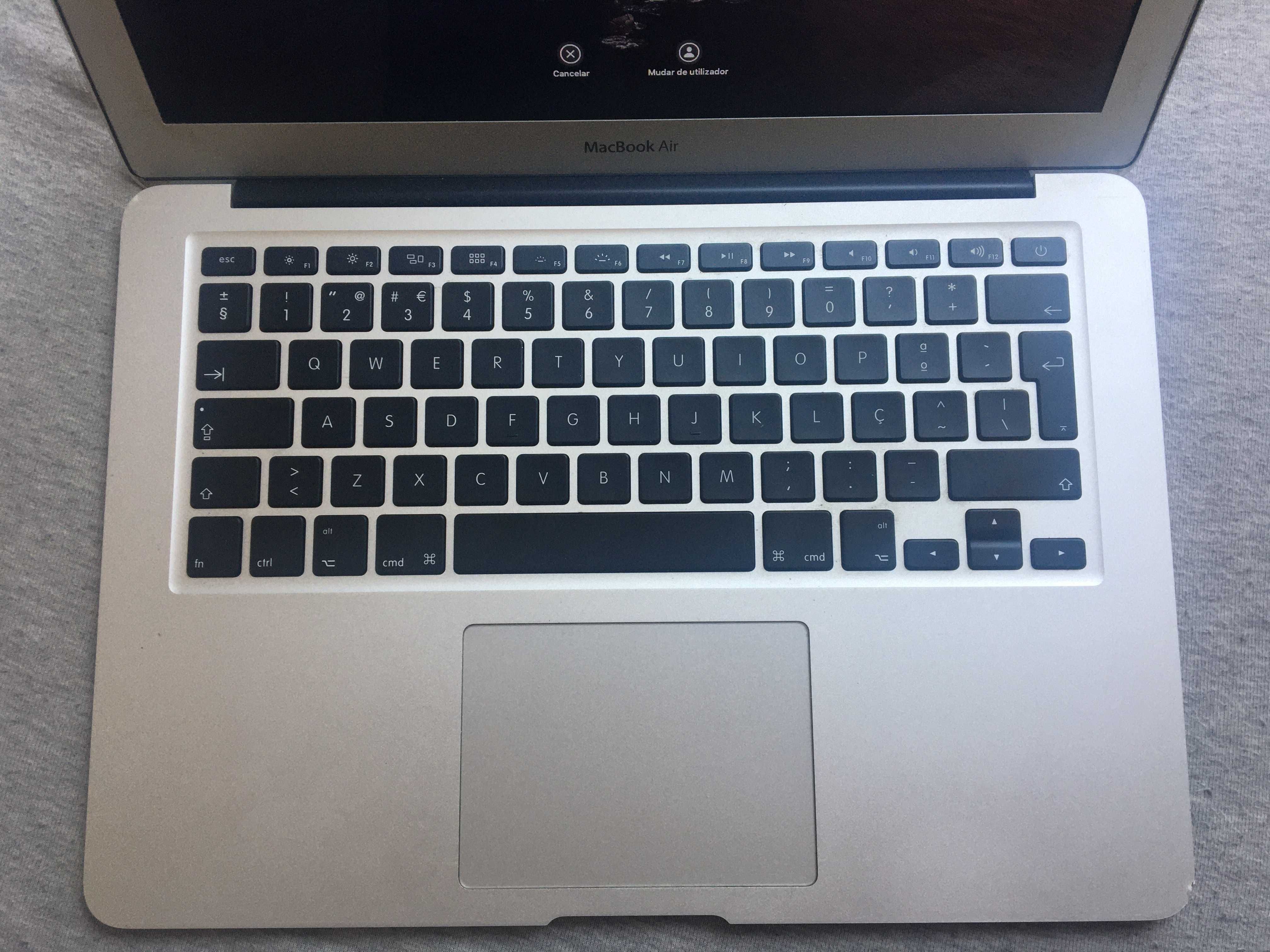 Mac Book Air (início 2014) + Adaptador Apple Displayport VGA