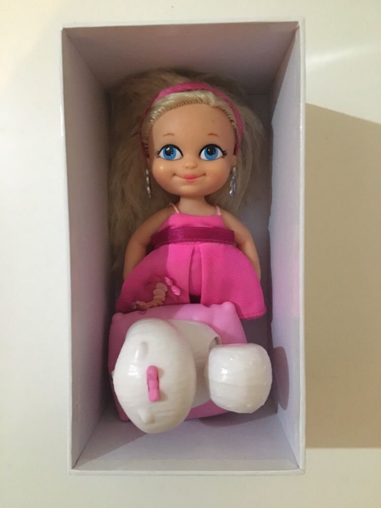 Boneca Bratz Baby, com cãozinho (com caixa de presente)