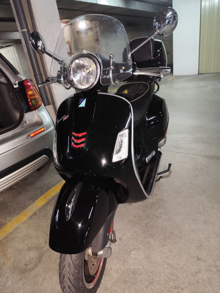 Piaggio vespa GTS 300