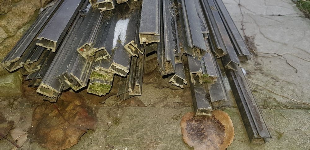 Анодированный алюминиевый профиль.