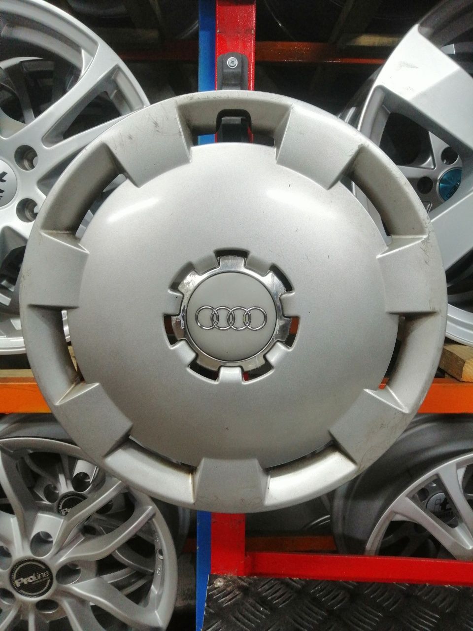 Oryginalne Kołpaki AUDI 16" Super Stan !