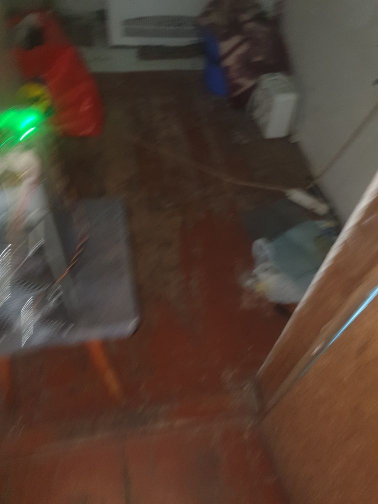 Продам терміново 2 Asik t17 Bitmain Antminer 42TH/s