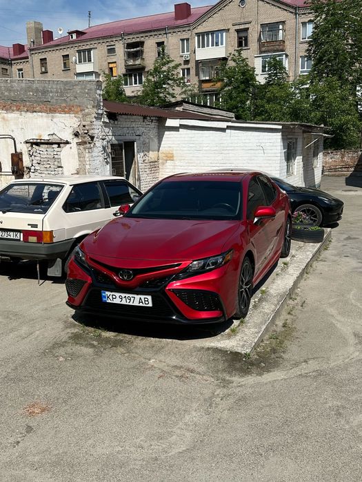 Toyota Camry 75 2021 рік