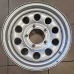 Felga Stal 5,5Jx15 ET5 5x139,7 piasta 108,1 Suzuki Jimny/Vitara