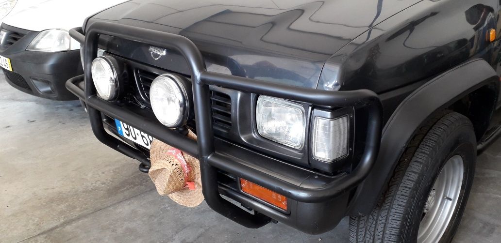 Nissan d21 King cab  vidros laterais e outros
