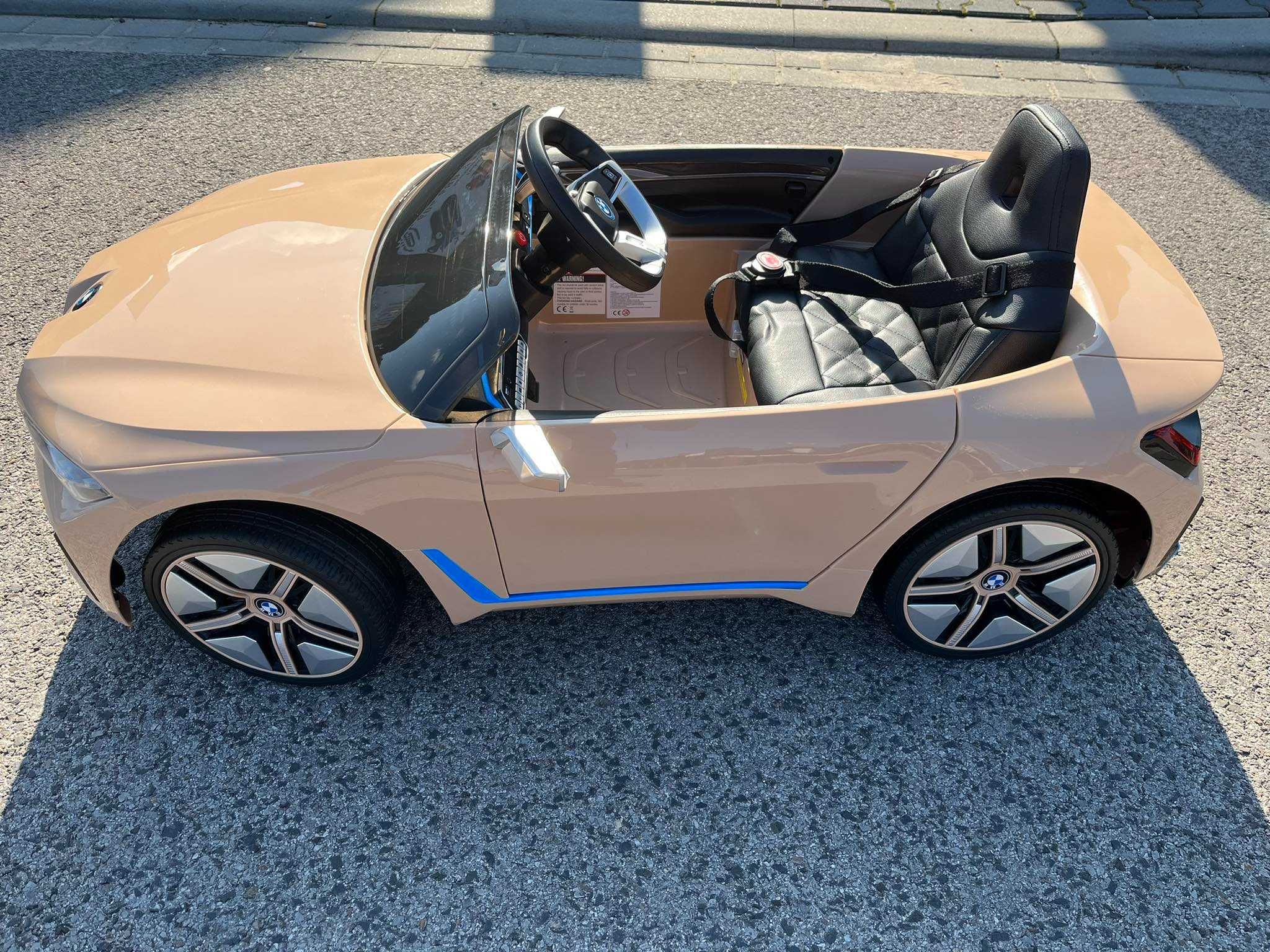 Samochód na akumulator BMW i4 auto dla dzieci PILOT USB MP3 auto