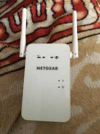 Усилытель интернета Netgear EX6100