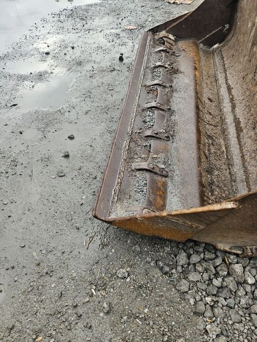 Komatsu wb 97 -R2 на ходу бери и ежай