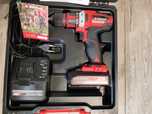 Продам Шурупокрут акумуляторний Einhell TE-CD 18/40 комплект