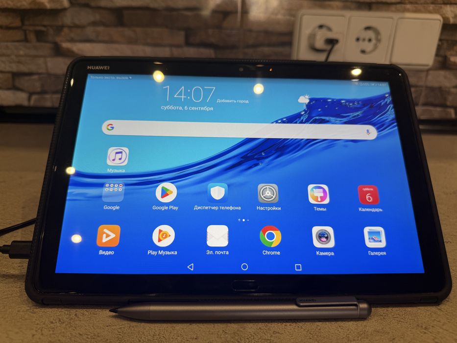 Планшет Huawei Media Pad M5 lite10