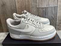 buty męskie trampki nike air force 1 lv8 42.5